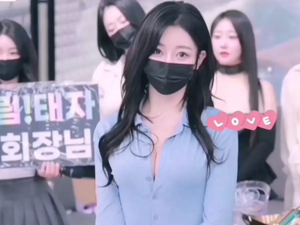 《BJ女团全员卸甲小黑屋》1080P高清无删减在线观看-BJ女团全员卸甲小黑屋第五季韩国女团热舞无广告