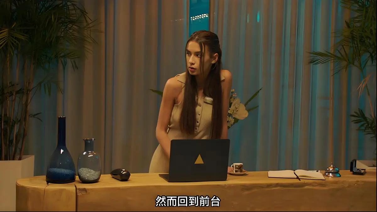 《Vanessa Alesia》高清完整版-未删减中字版-免费在线观看-人人影视免费播放-撕开完美男友面具