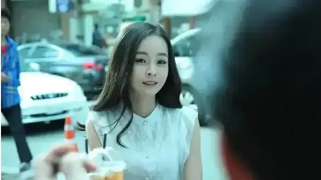 《继母》-4K超清无删减完整版在线看-国语中字无广告-厨艺+辅导双技能，这个继母把重组家庭过成甜宠剧！