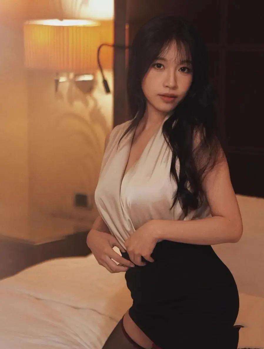 国产女神苏畅《苏畅》全集-高清无广告在线观看-苏畅vlog视频1080P免费播放-源源影视
