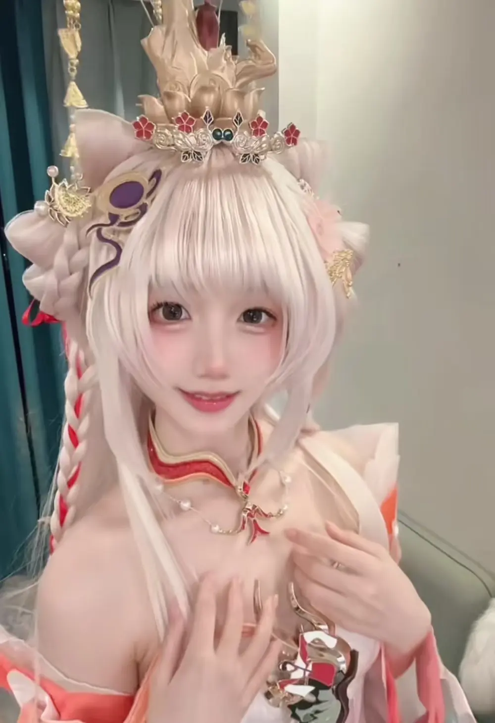 《季雨西施cosplay》免费在线观看季雨西施cosplay全集，无广告HD高清画质 - 国风还原的cos修复版，细腻剧情完整呈现。附高清网盘资源！