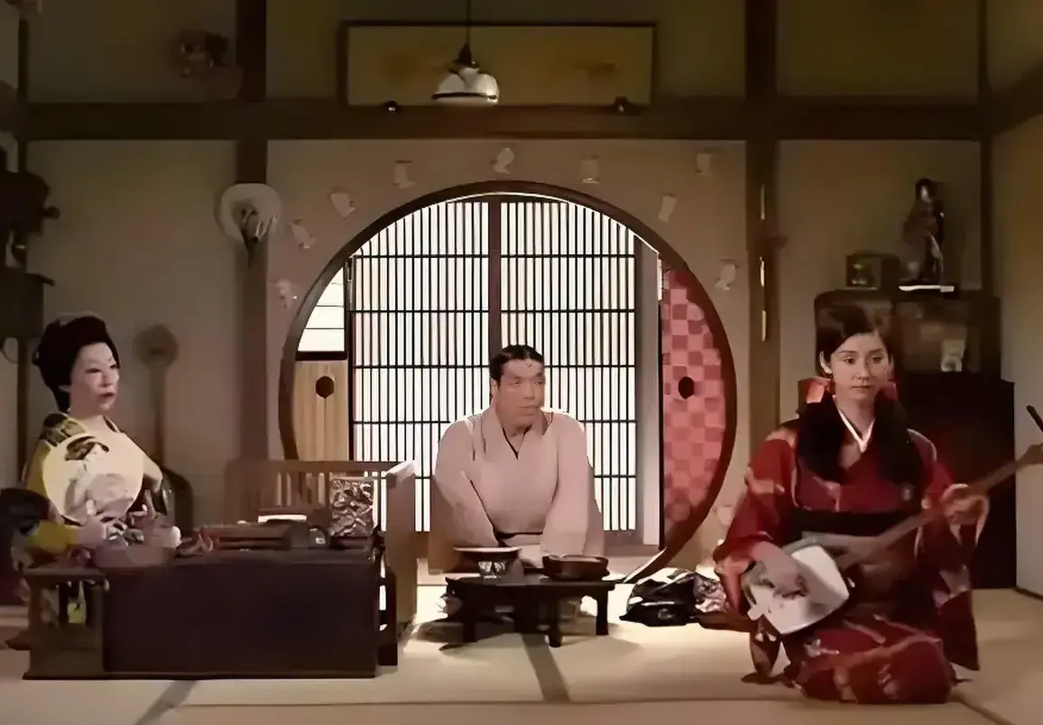 免费在线看日本电影《感官世界》全集，高清HD画质！《感官世界》改编自真实事件，深入探讨爱与死亡，中文版字幕无广告，网盘资源让你一次看过瘾！ 