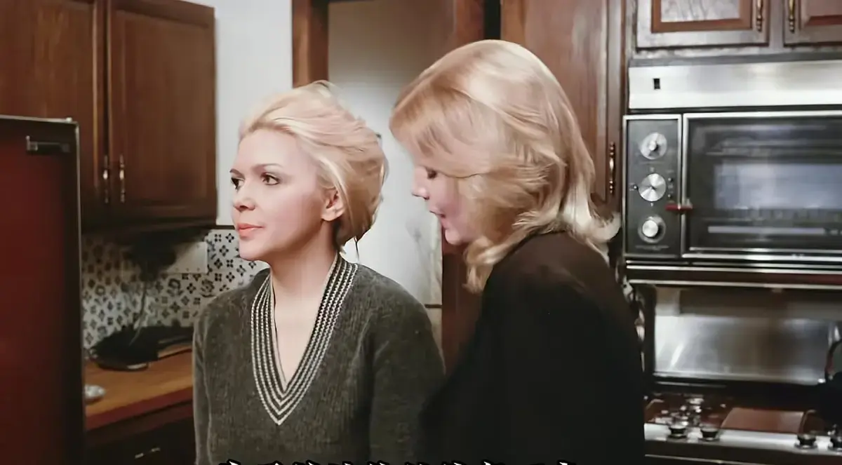 独家放送《一个年轻家庭主妇的自白1974》高清全集 - 《一个年轻家庭主妇的自白1974》未删减中文版震撼上线 - 全网免费在线观看无广告干扰