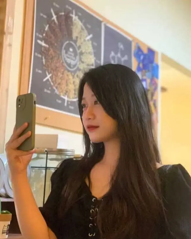 《杨家馅饼老板娘辛能能》