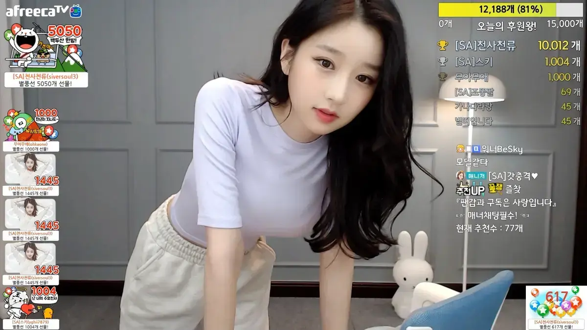 看《onlyfans每日大赛》，解锁徐雅快手爆款高光合辑，无广告在线观看，感受她的反套路瞬间！