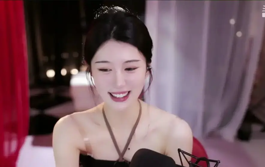 《onlyfans高颜值精选》-官网每日大赛名场面-《onlyfans》1080P无删减在线播-抖音风徐雅2025片段~